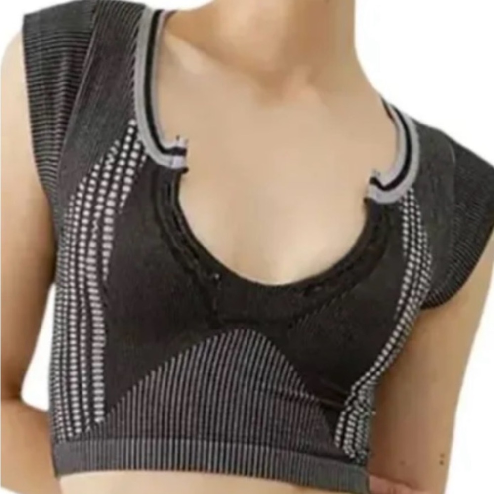 Urban Outfitters Black and Gray Knit Top